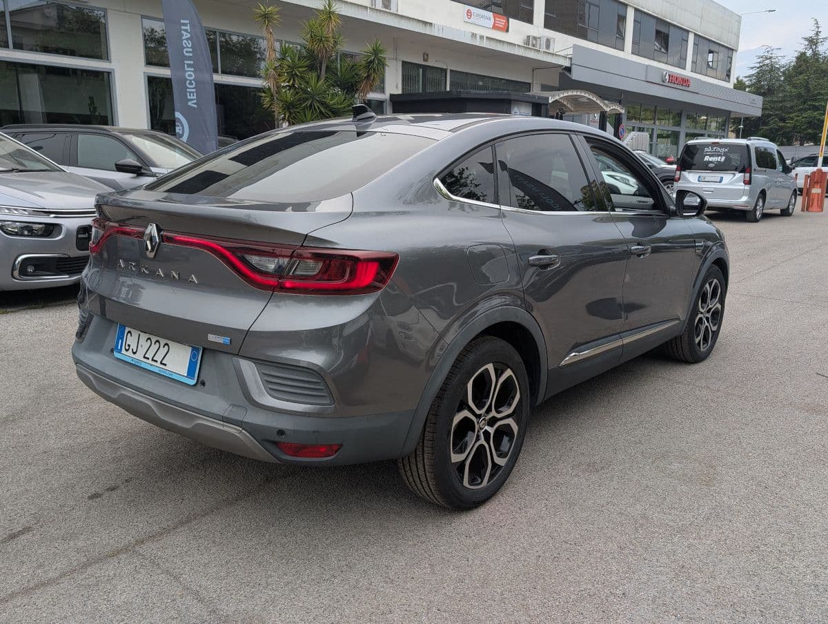 RENAULT ARKANA 1.6 Hybrid E-TECH 105KW INTENS usata come nuova con km illimitati - Noleggiata a lungo termine da IANNI CARMINE S.N.C. (Città Sant'Angelo, PE)