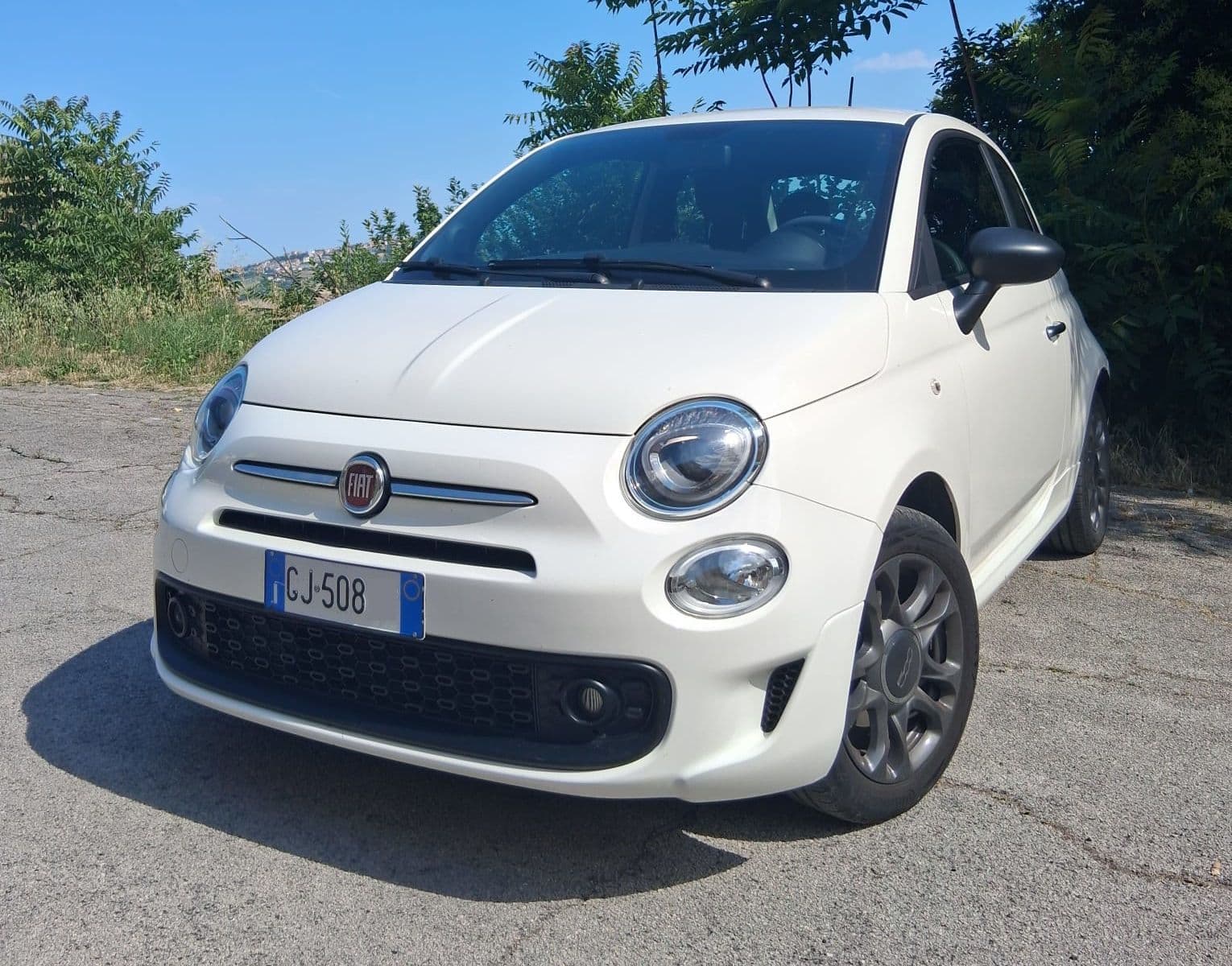 FIAT 500 1.0 70CV IBRIDO CONNECT usata come nuova - Noleggiata a lungo termine da BELLESI SHOES