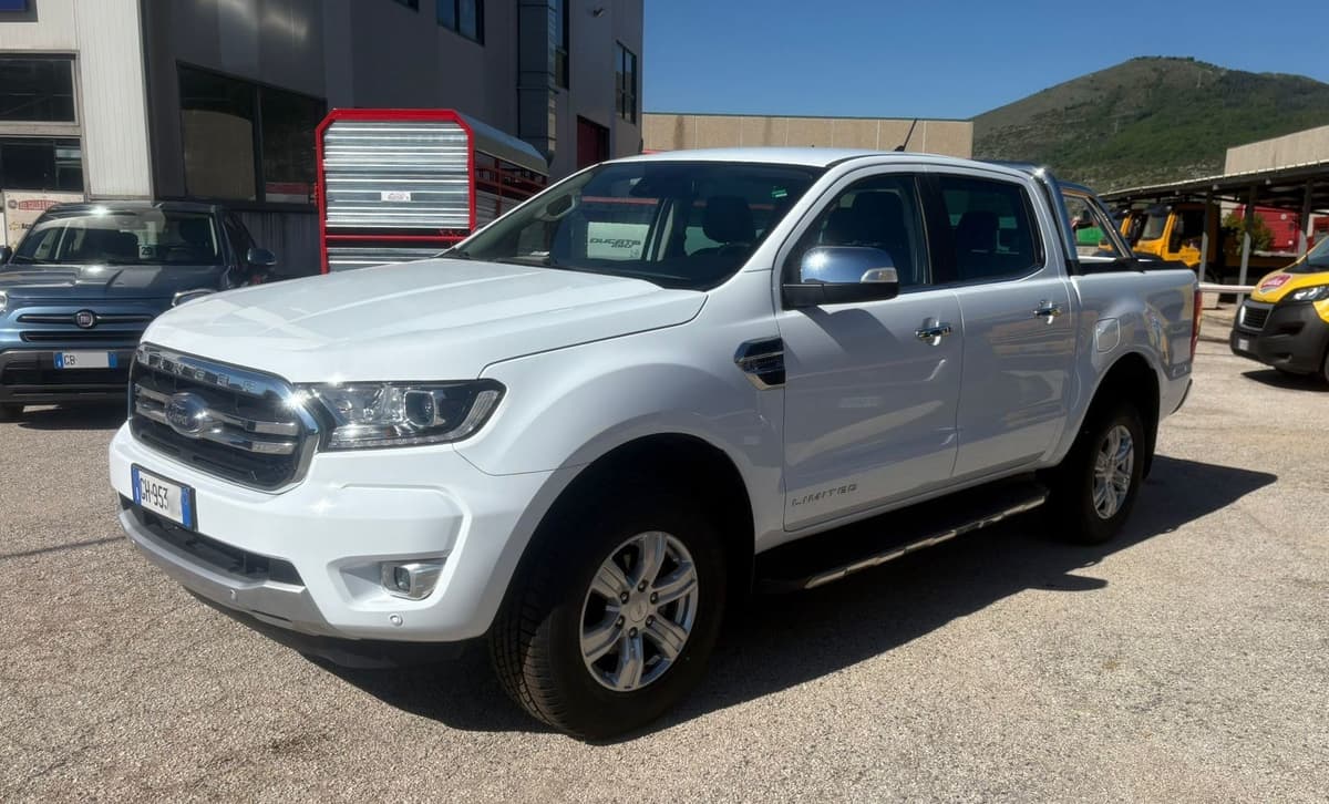 Ford Ranger Limited 4WD usato come nuovo - Km Illimitati - Noleggiato a lungo termine da a Servizio Parchi Scarl
